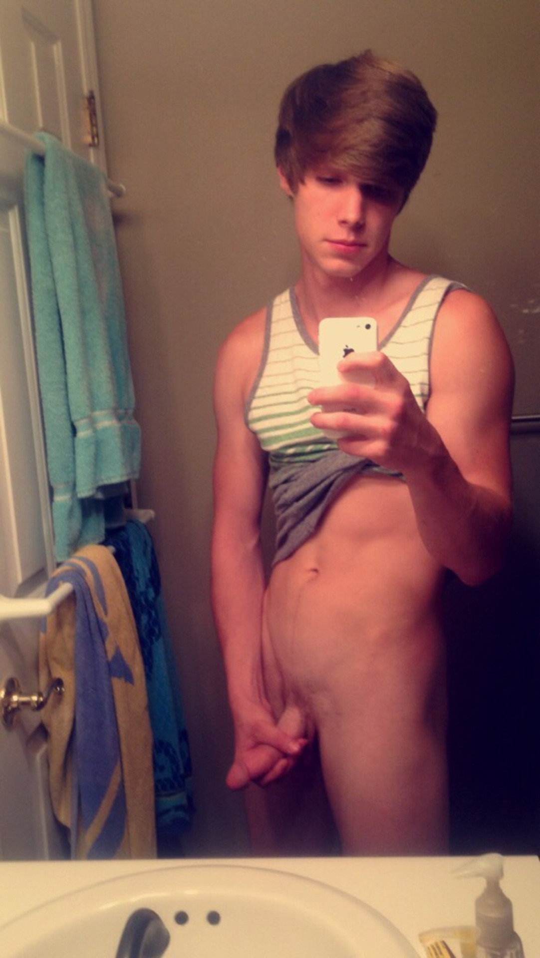 Twink Selfie